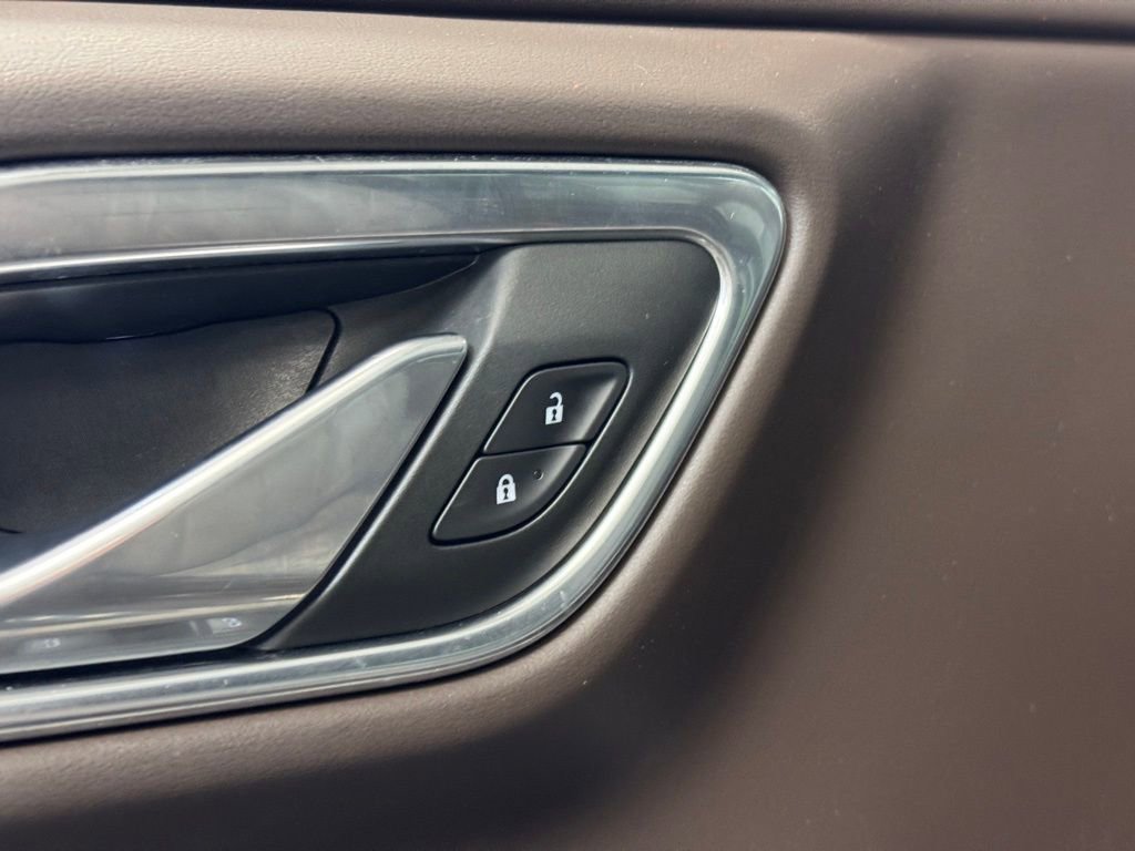 Used 2021 Chevrolet Tahoe Z71 AWD/4WD image 6