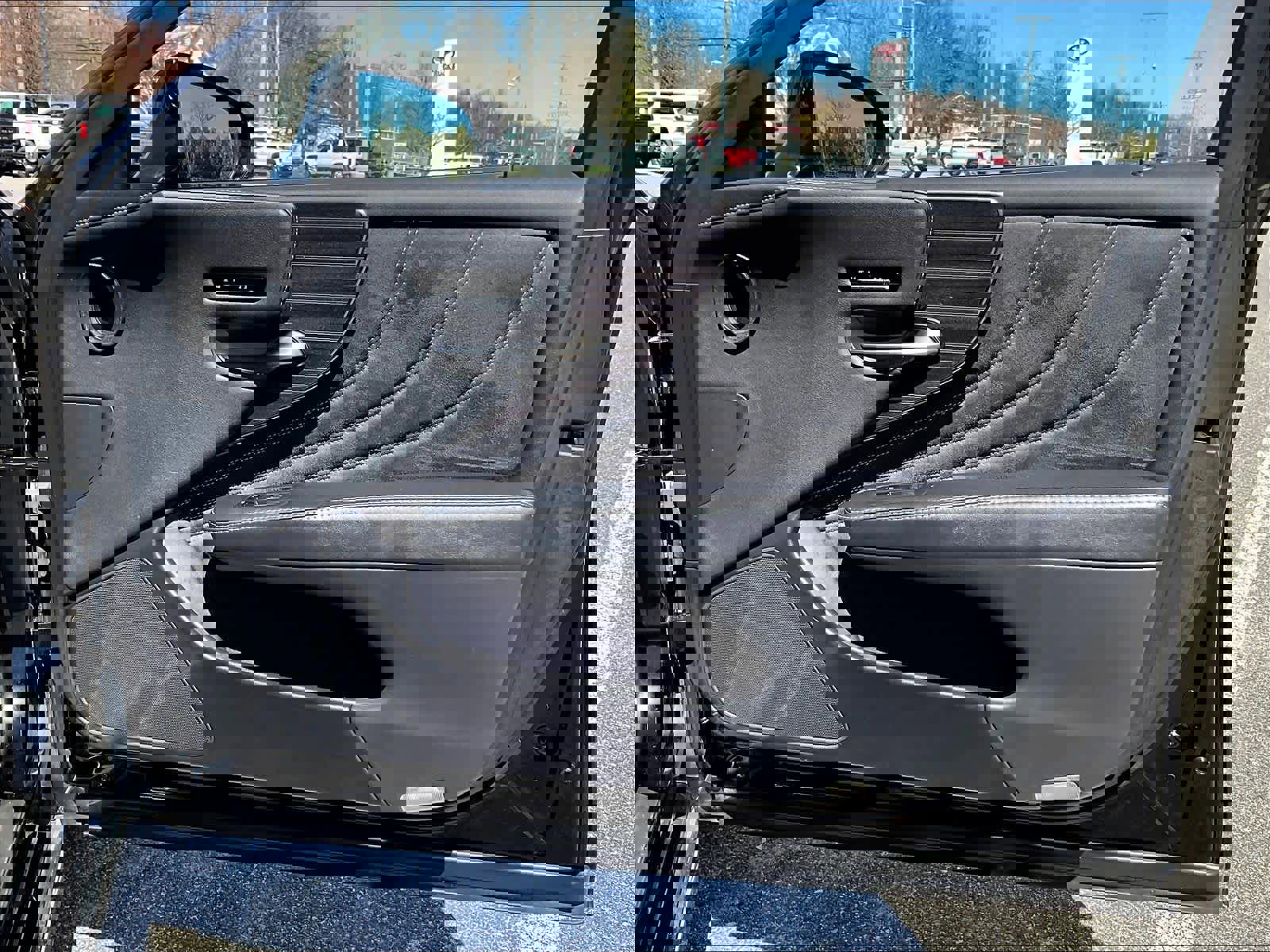 Used 2019 Lexus LS 500 AWD image 12