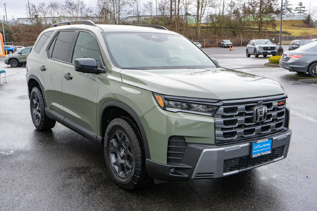 New 2026 Honda Pilot TrailSport image 4