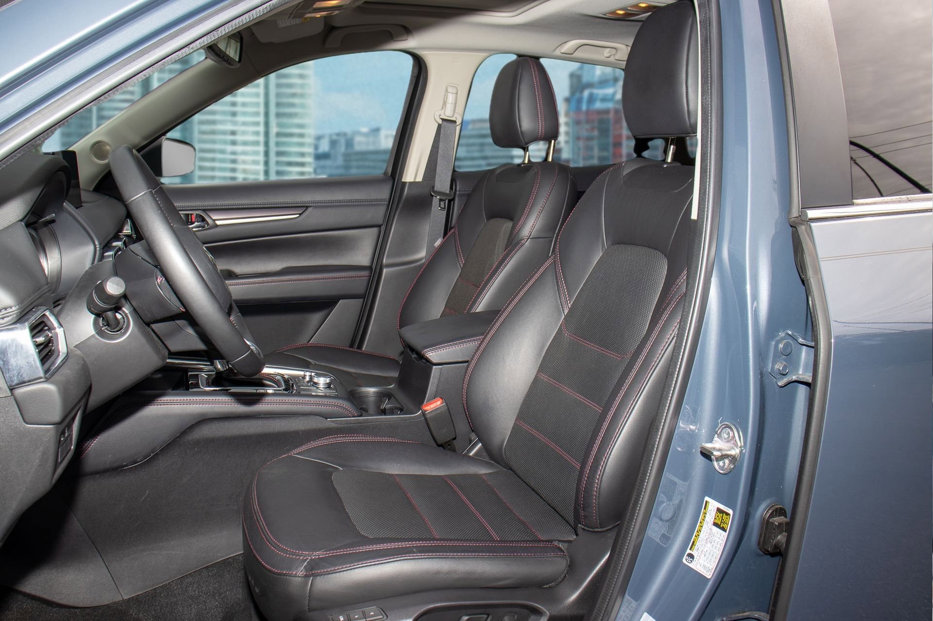 Used 2023 MAZDA CX-5 Carbon Edition image 6