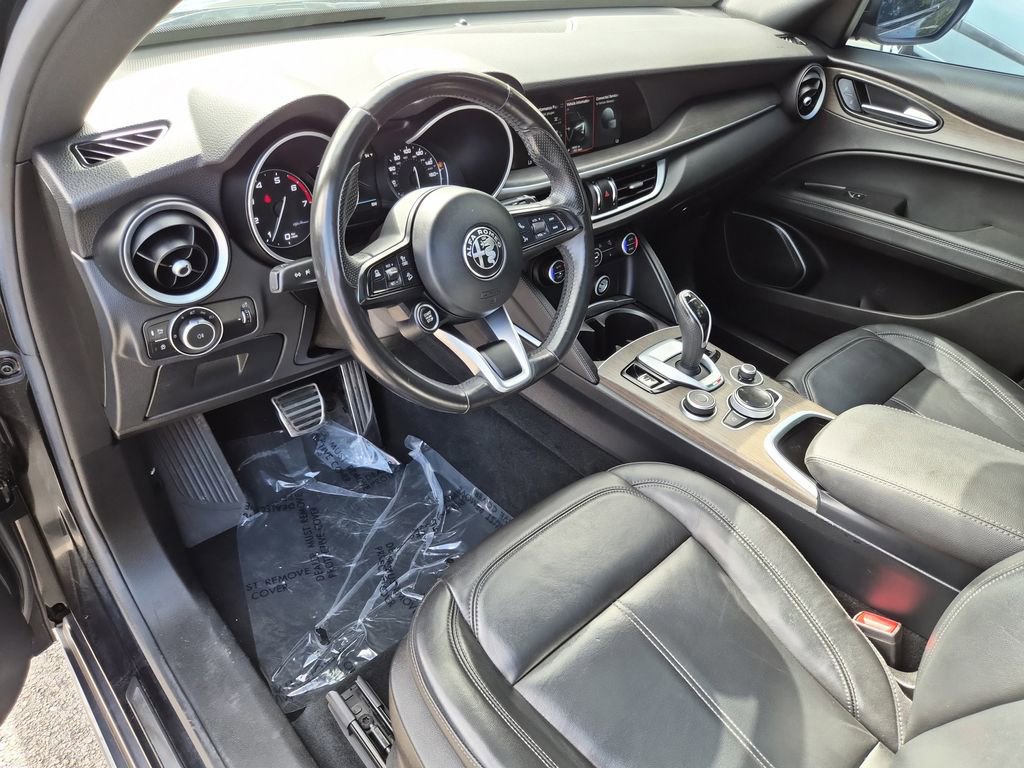 Used 2022 Alfa Romeo Stelvio Ti image 20