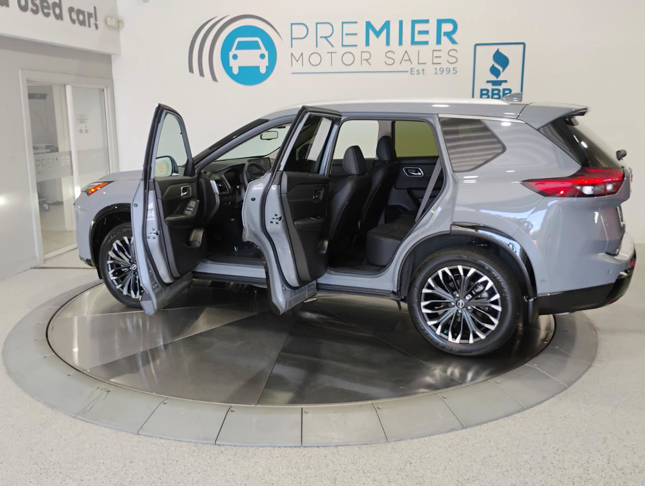 Used 2024 Nissan Rogue Platinum w/ Platinum Premium Package FWD image 44