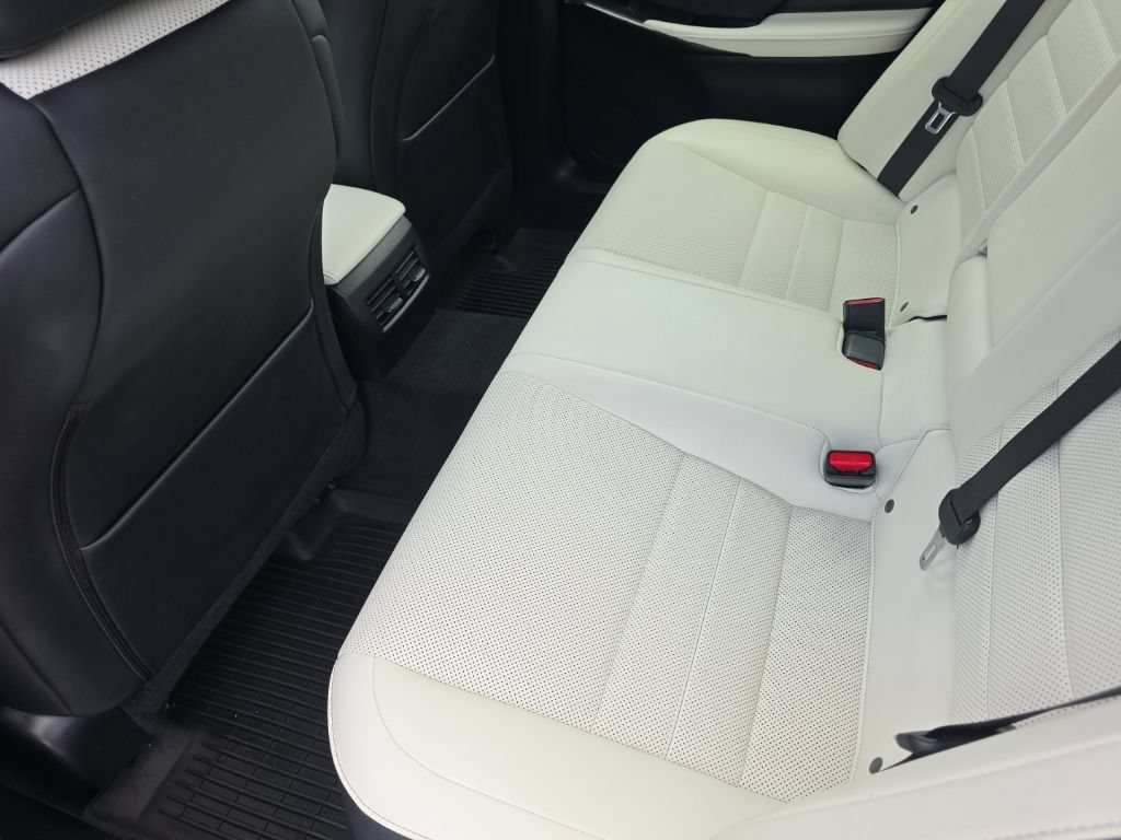 Used 2022 Lexus IS 350 F Sport AWD/4WD image 12