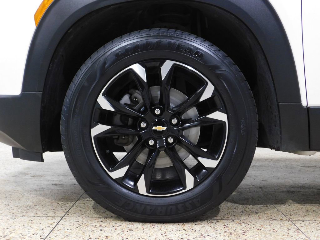Used 2021 Chevrolet TrailBlazer LT w/ Sun and Liftgate Package AWD/4WD image 18