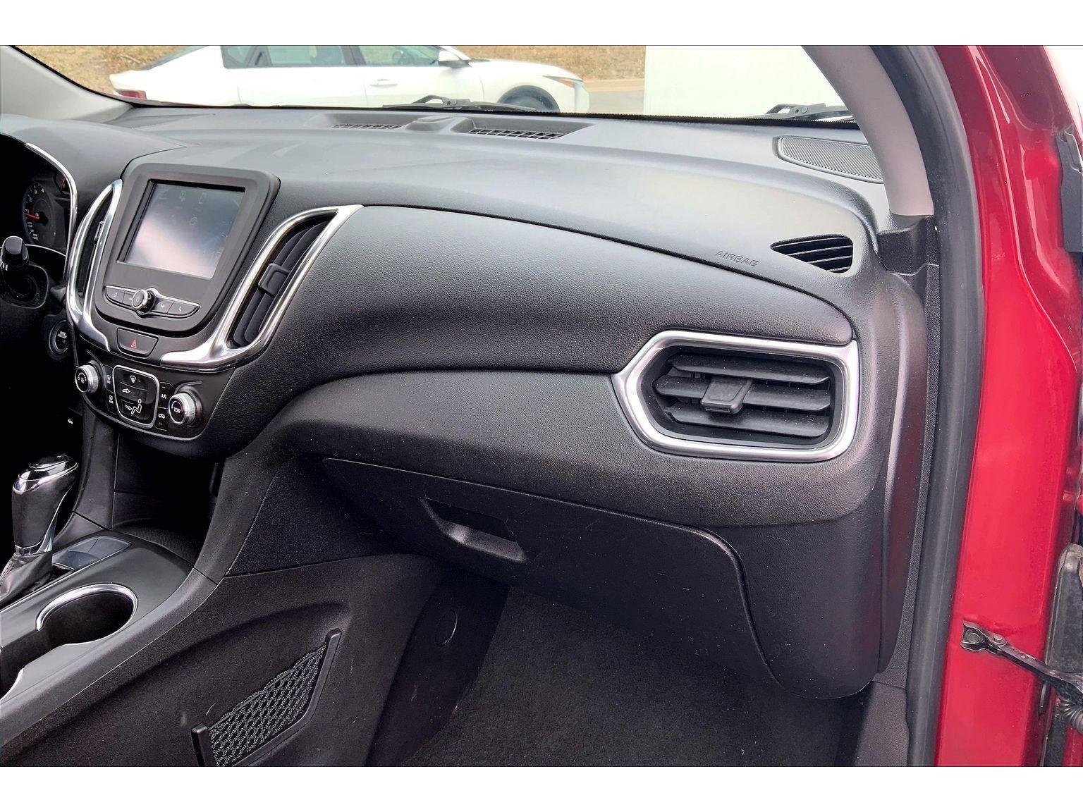 Used 2018 Chevrolet Equinox LT image 15
