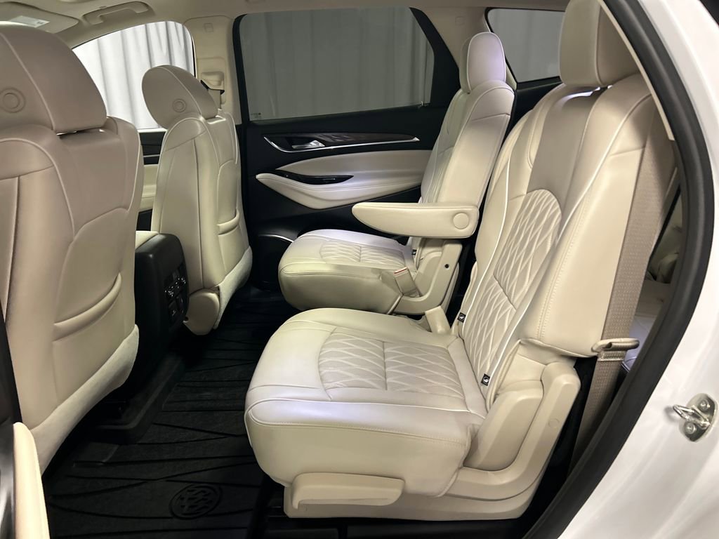 Used 2023 Buick Enclave Avenir w/ Avenir Technology Package AWD/4WD image 24