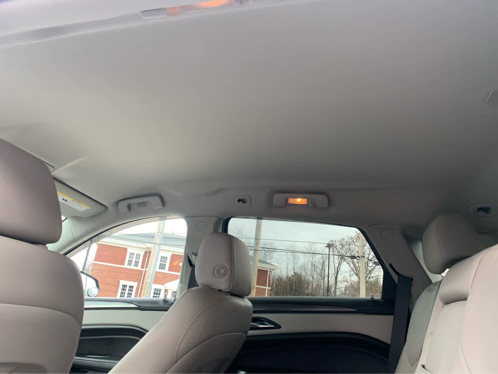 Used 2016 Cadillac SRX FWD image 25