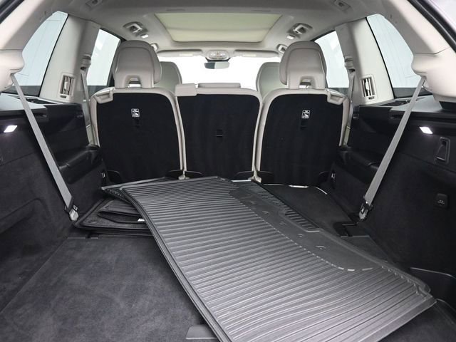 Used 2024 Volvo XC90 T8 Plus image 28