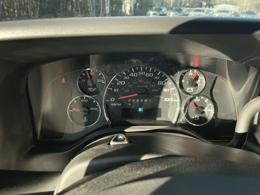 New 2025 GMC Savana 3500 w/ Power Convenience Package RWD image 15