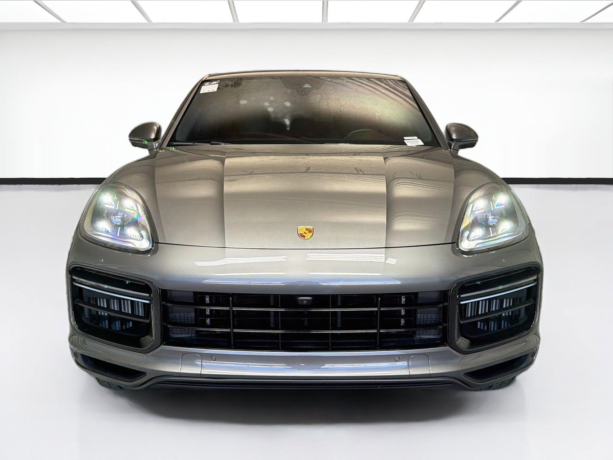Used 2022 Porsche Cayenne Turbo AWD/4WD image 2