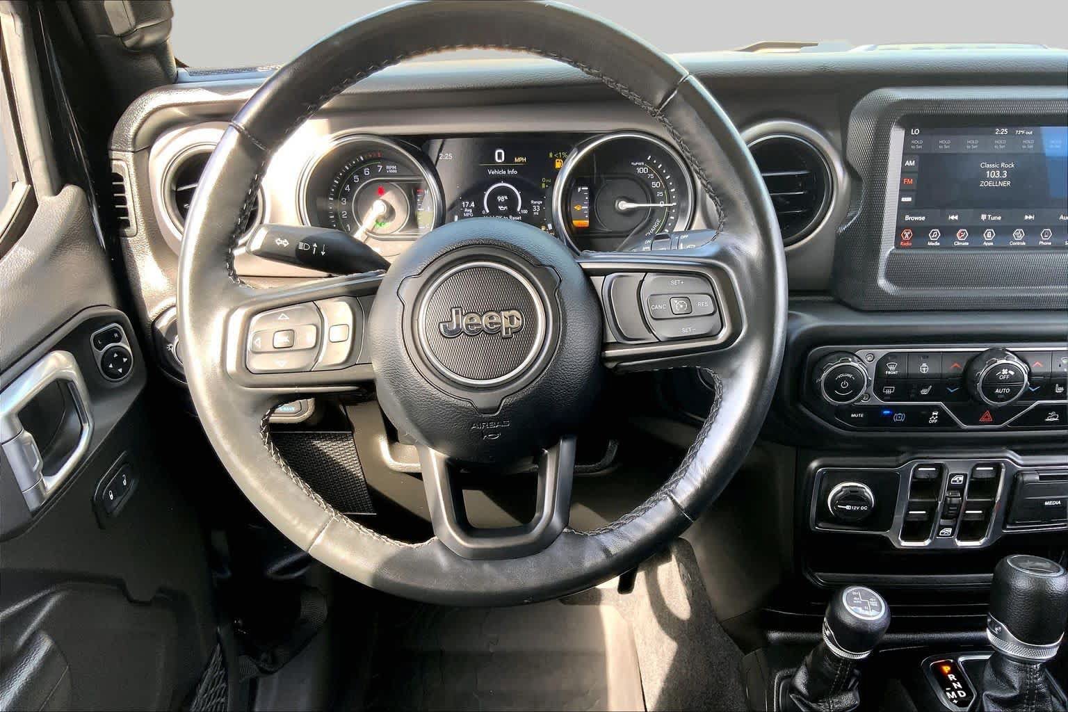 Used 2023 Jeep Wrangler Unlimited w/ Cold Weather Group AWD/4WD image 6