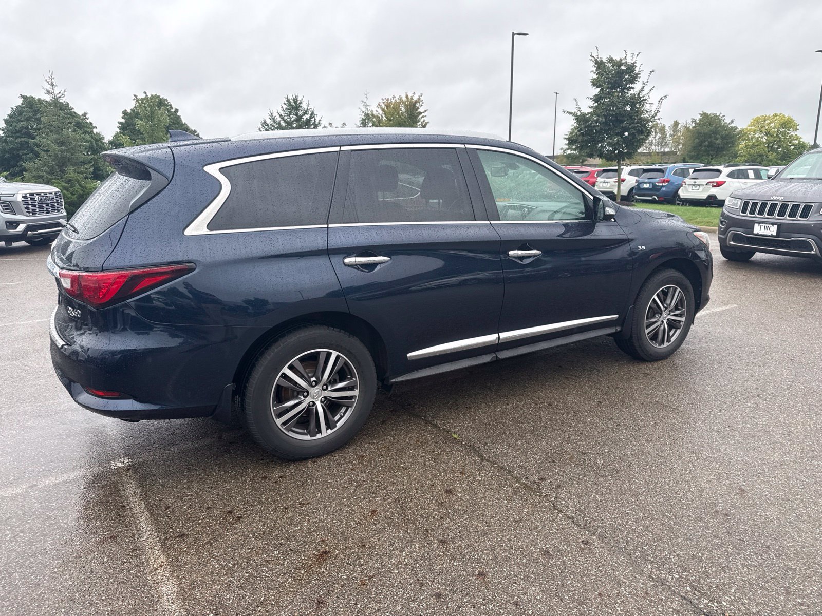 Used 2017 INFINITI QX60 Luxe w/ Premium Plus Package AWD/4WD image 5