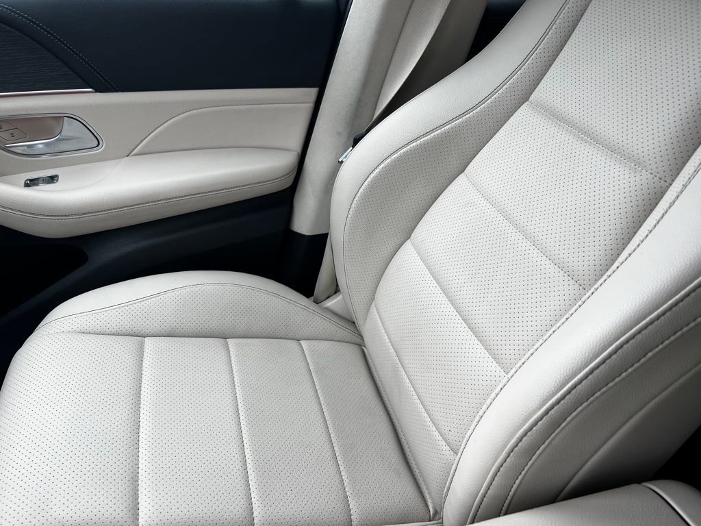 Used 2022 Mercedes-Benz GLE 350 4MATIC w/ Premium Package image 24