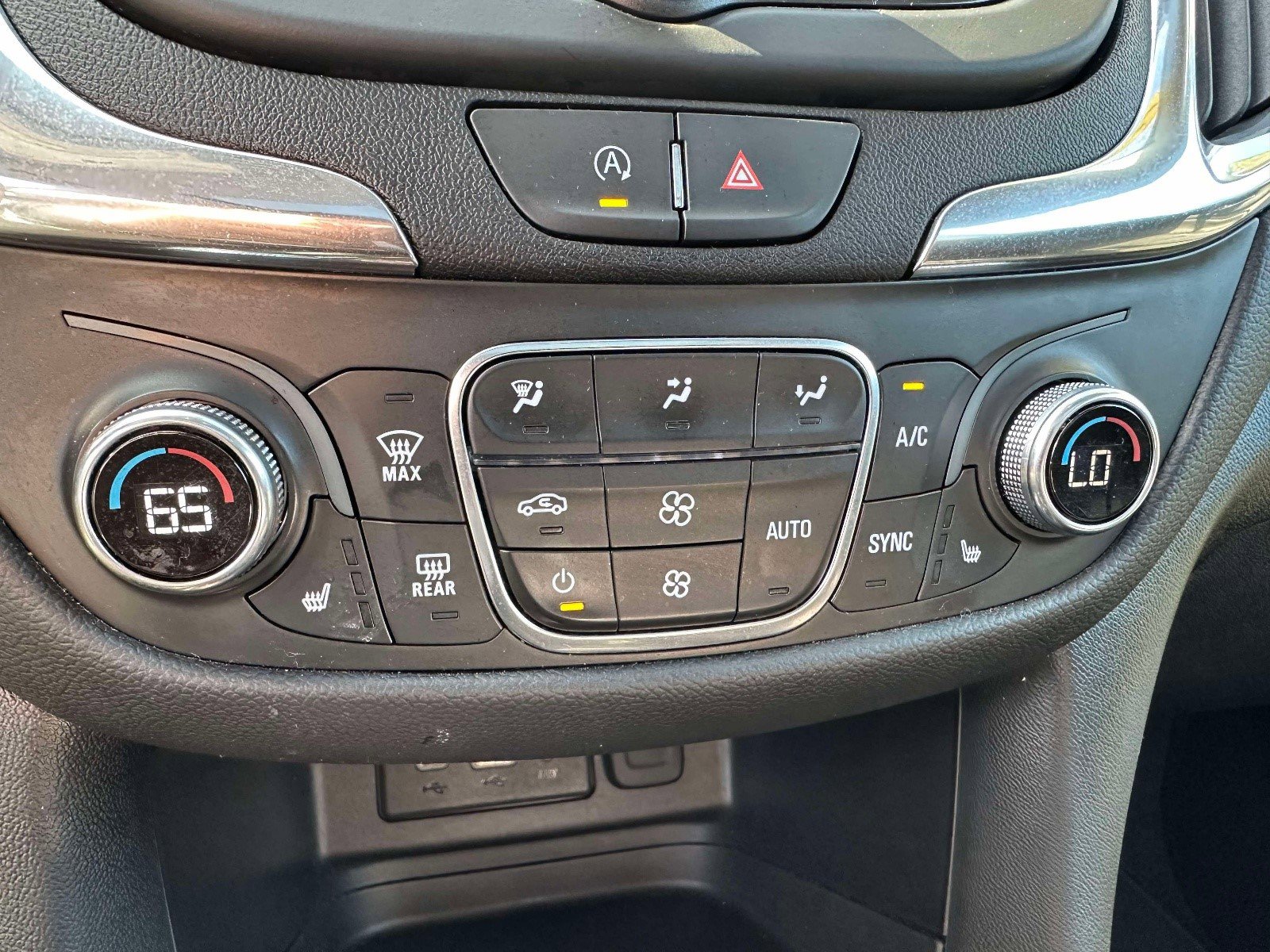 Certified 2024 Chevrolet Equinox LT image 17