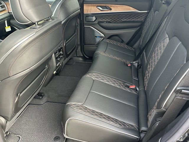 New 2025 Jeep Grand Cherokee Summit image 25