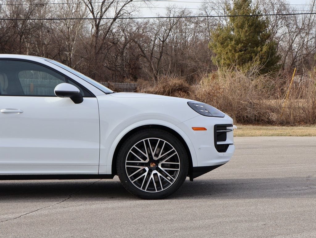 New 2026 Porsche Cayenne Coupe AWD/4WD image 10