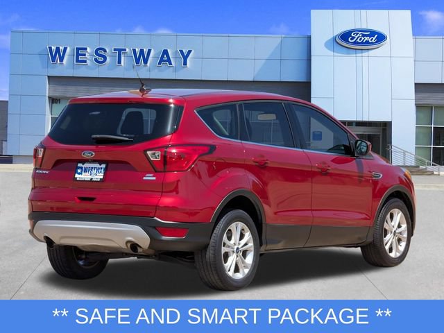 Used 2019 Ford Escape SE FWD image 3