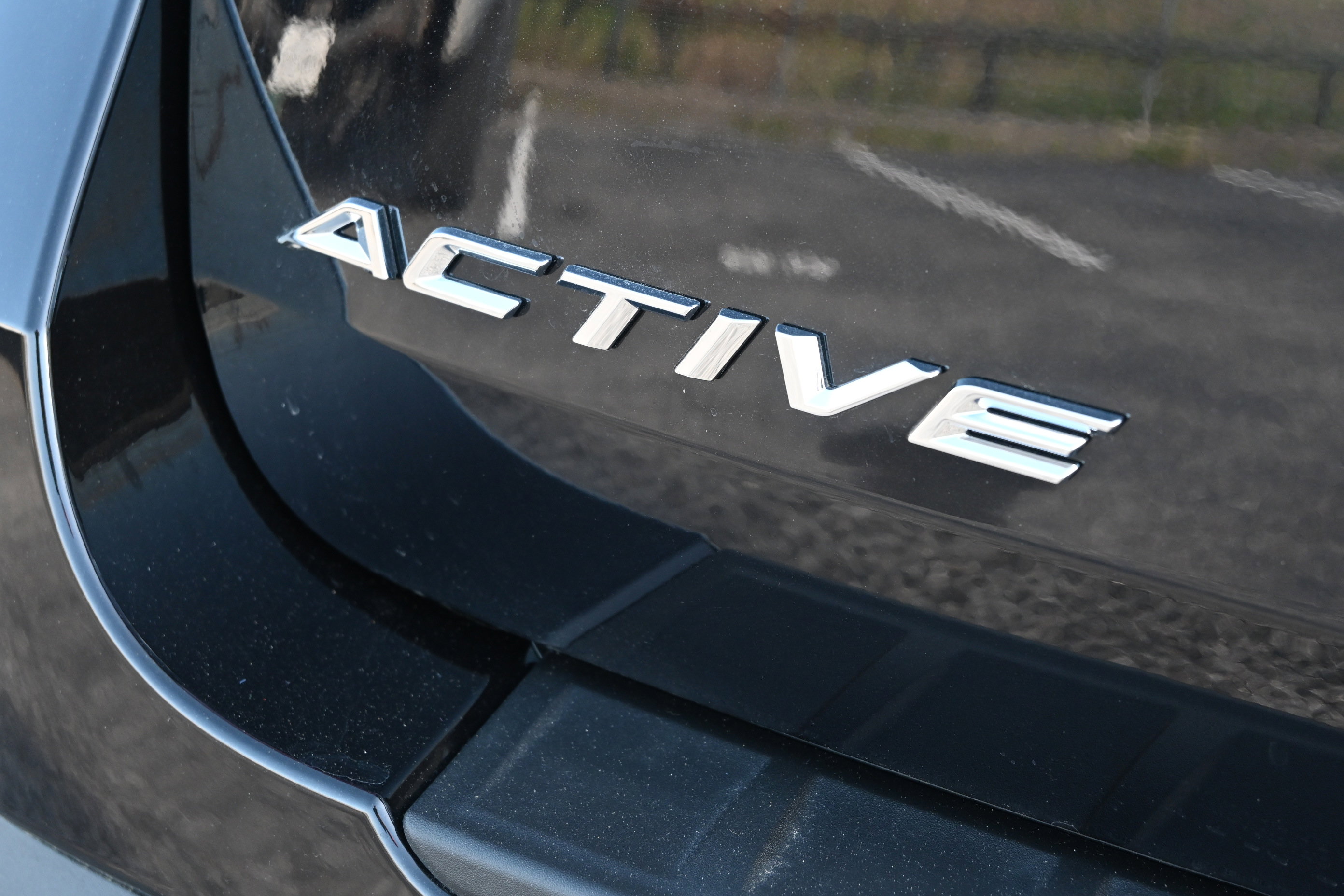 New 2026 Ford Explorer Active image 7