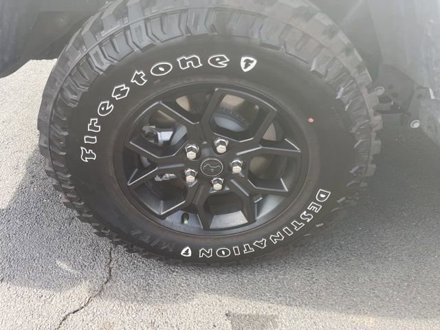 Used 2025 Jeep Gladiator Sport image 8