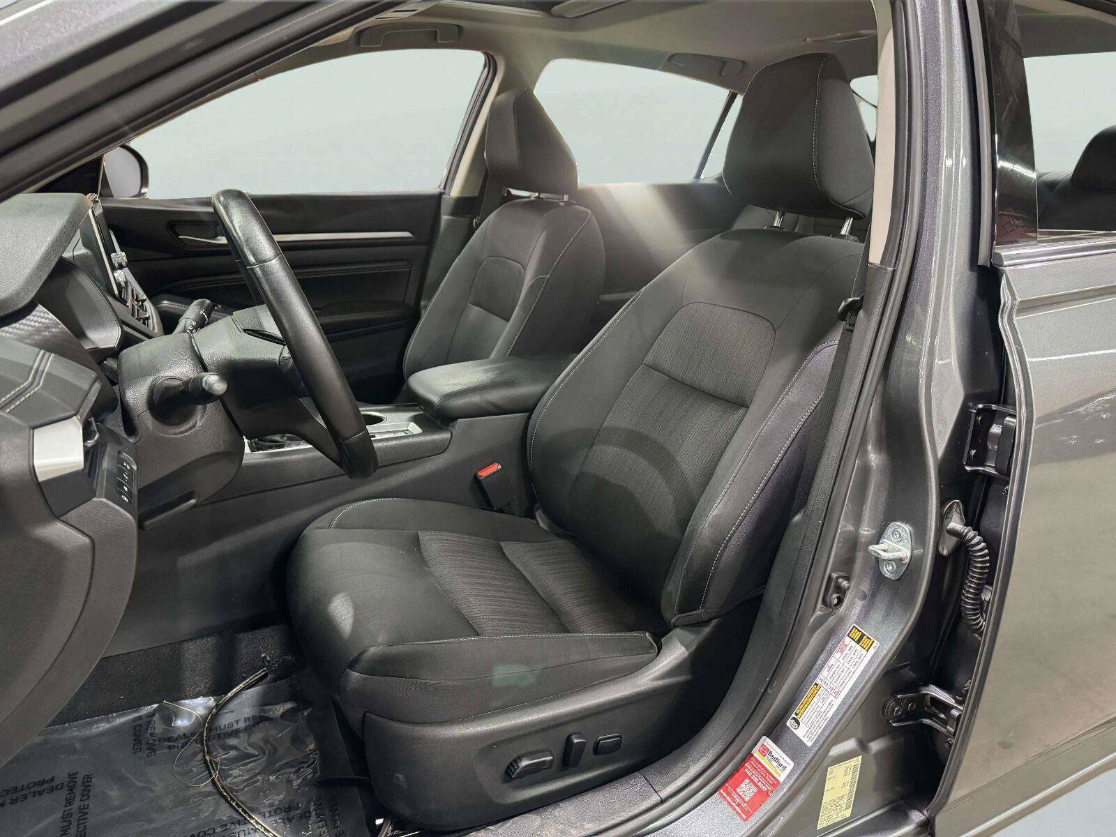 Used 2019 Nissan Altima 2.5 SV AWD/4WD image 29