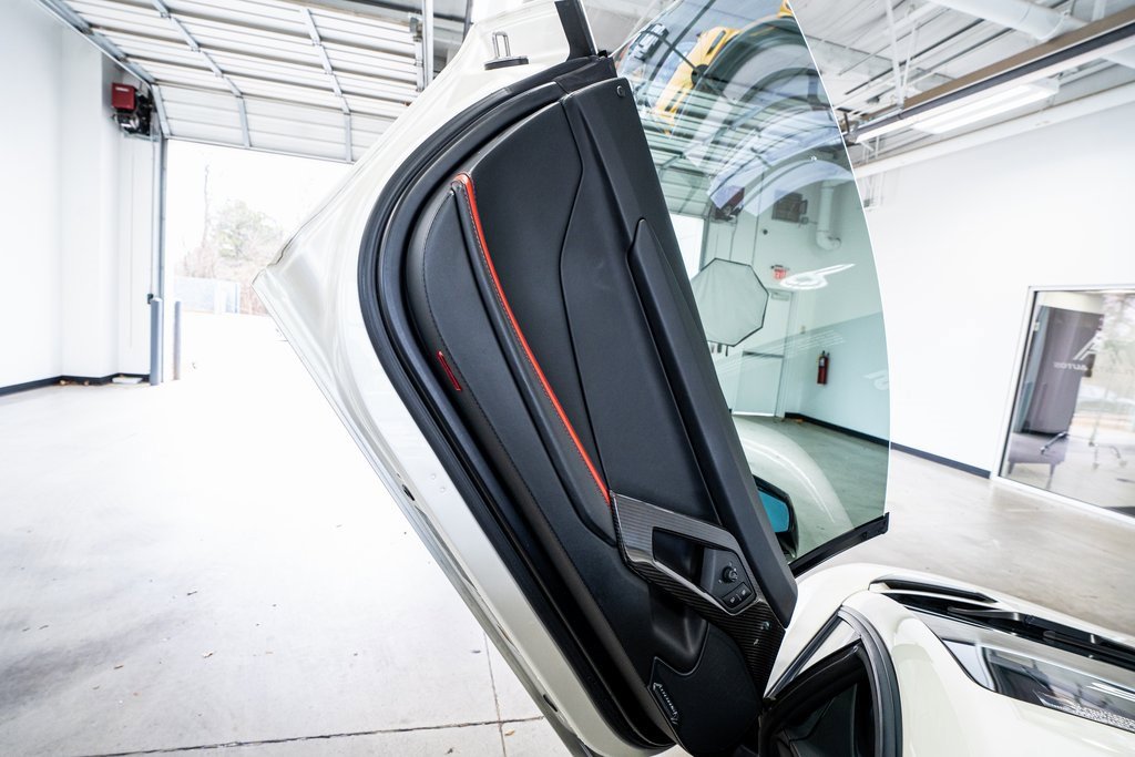 Used 2017 Lamborghini Aventador S image 41