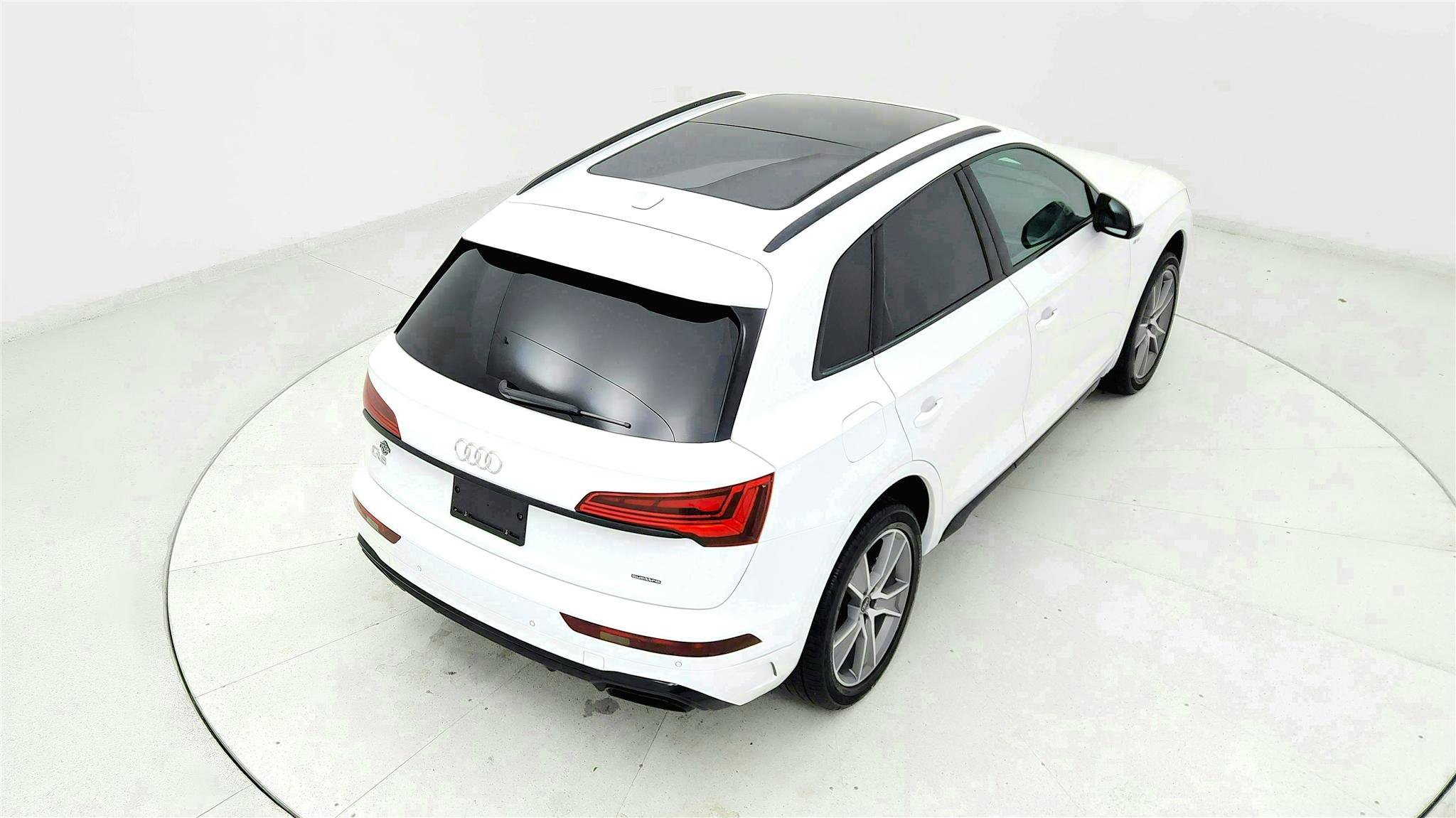 Used 2025 Audi Q5 2.0T Premium AWD/4WD image 17