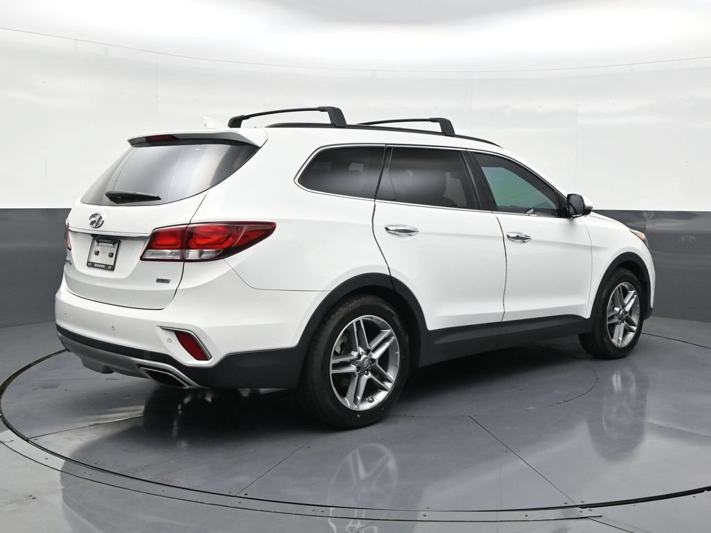Used 2018 Hyundai Santa Fe FWD image 5