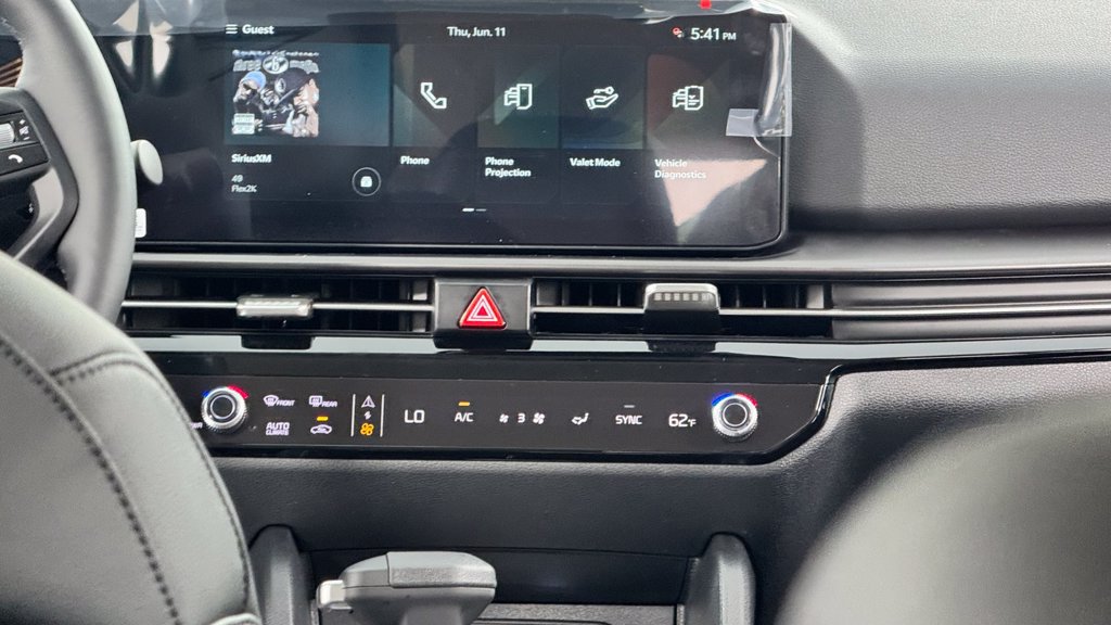 New 2026 Kia Sportage EX FWD image 18