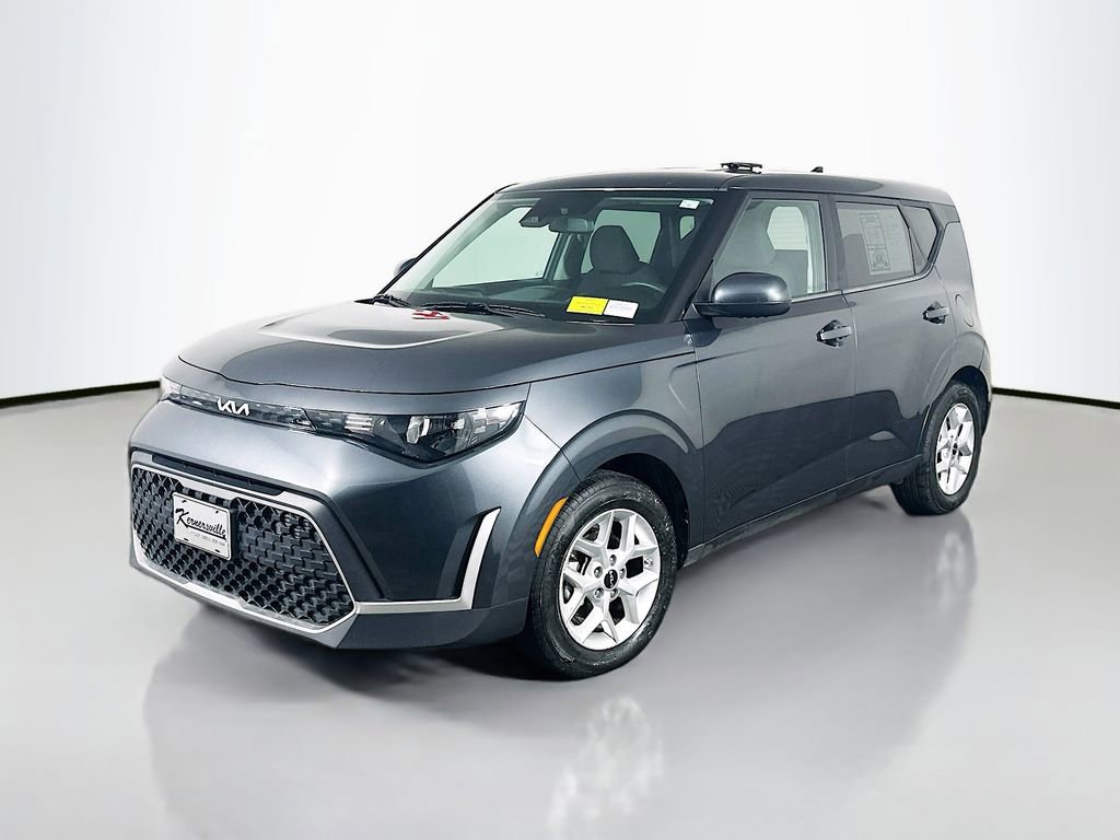 Used 2023 Kia Soul LX w/ Option Group 015 image 3