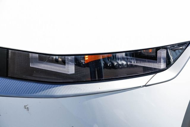 Certified 2024 Hyundai Ioniq 5 Limited RWD image 8
