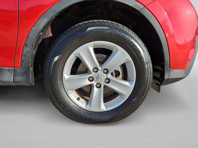 Used 2014 Toyota RAV4 XLE image 23