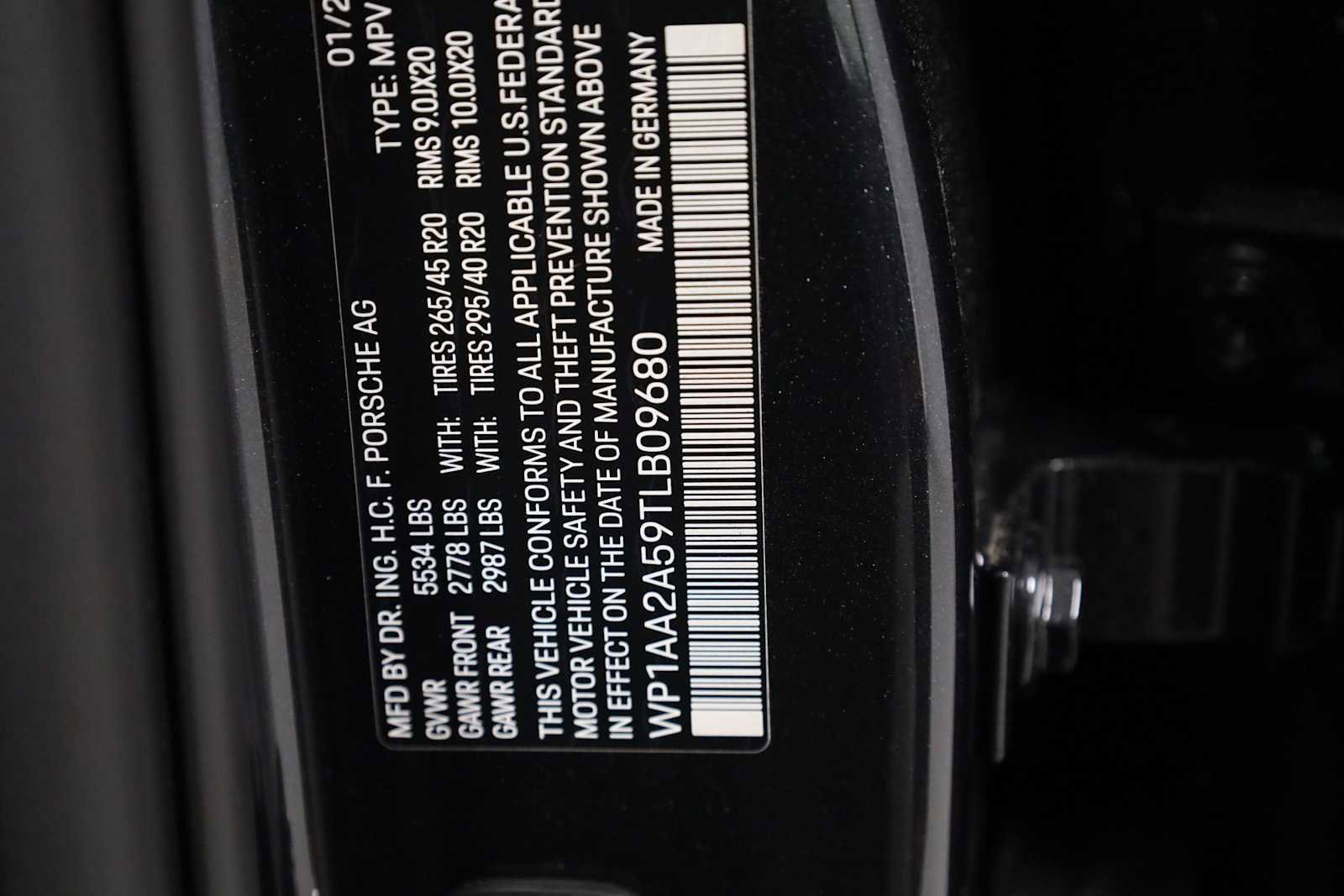 New 2026 Porsche Macan image 43