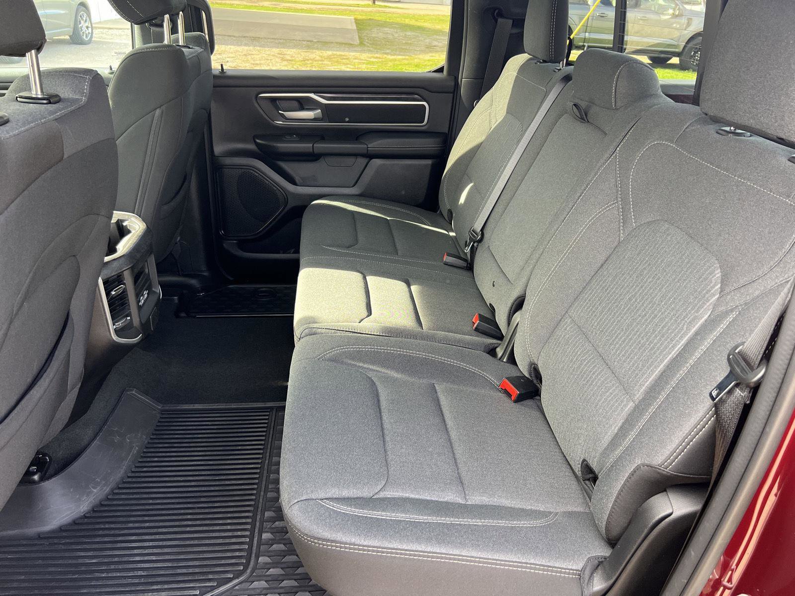 Used 2023 RAM 1500 Big Horn AWD/4WD image 28