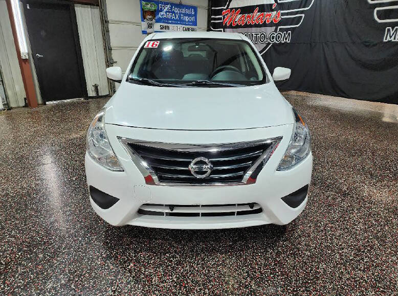 Used 2016 Nissan Versa S FWD image 2