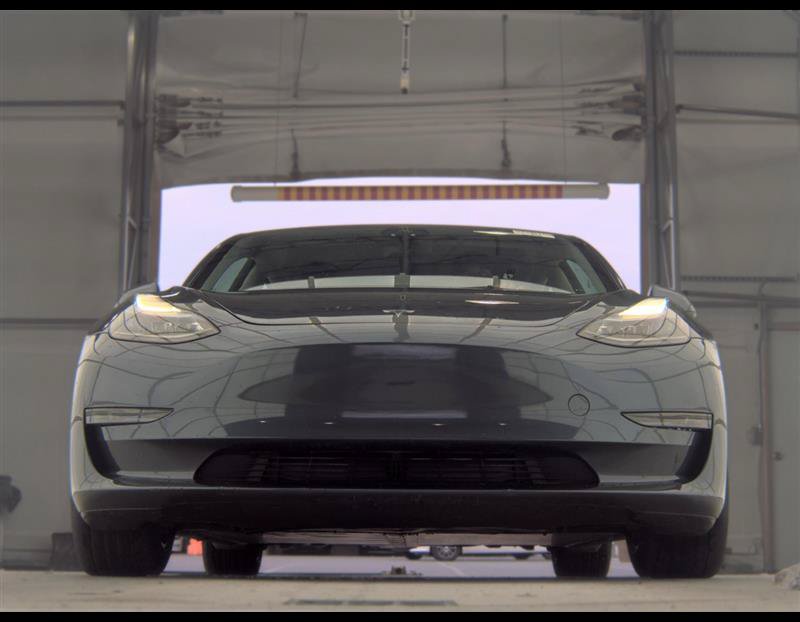 Used 2023 Tesla Model 3 Standard Range RWD image 4