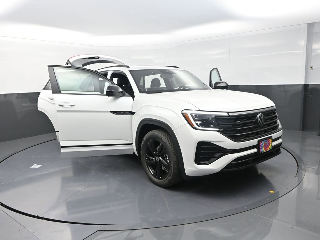 New 2026 Volkswagen Atlas Cross Sport SEL R-Line image 29