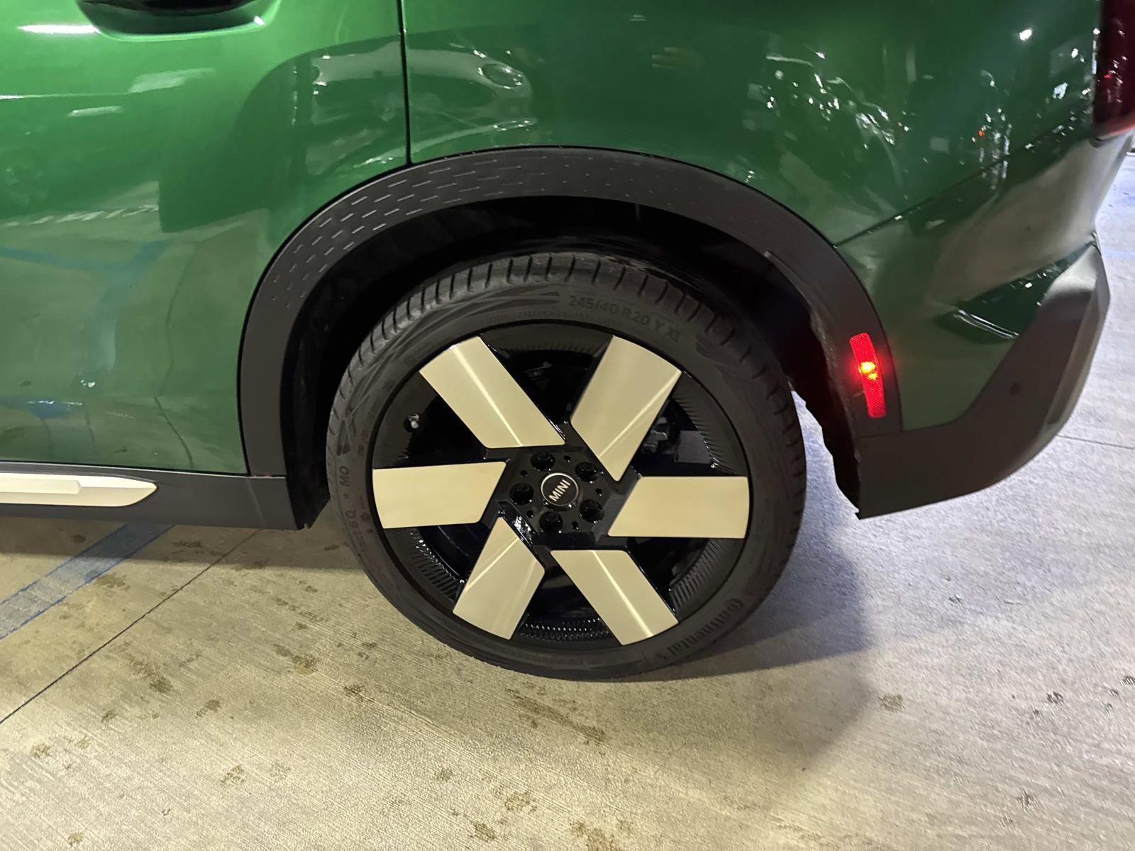 Used 2025 MINI Cooper Countryman S w/ Comfort Package Max image 6