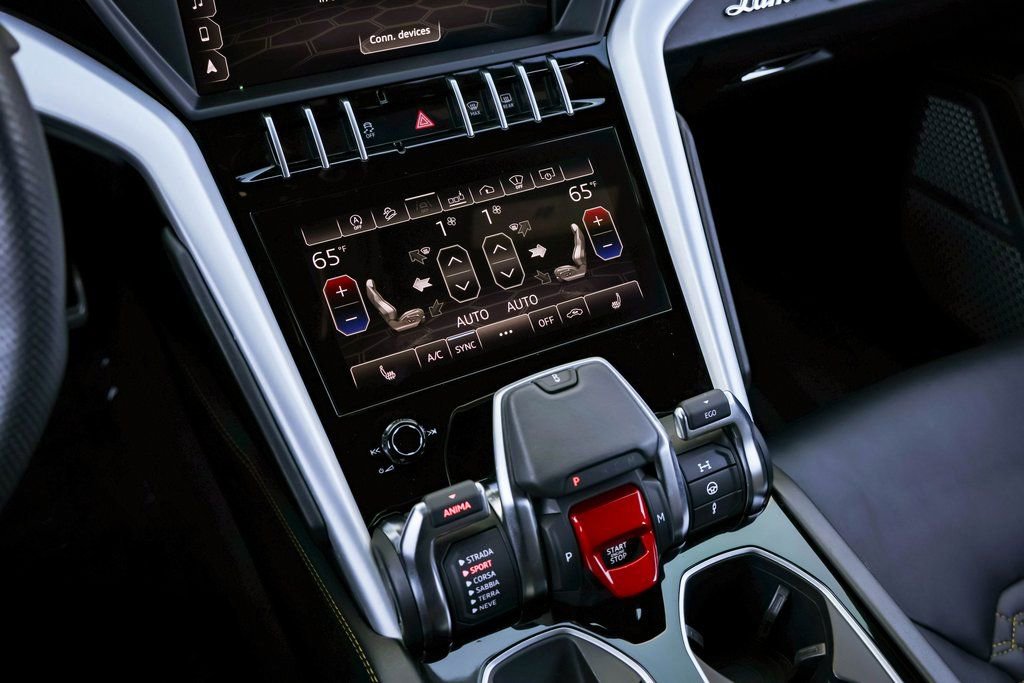Used 2019 Lamborghini Urus image 9