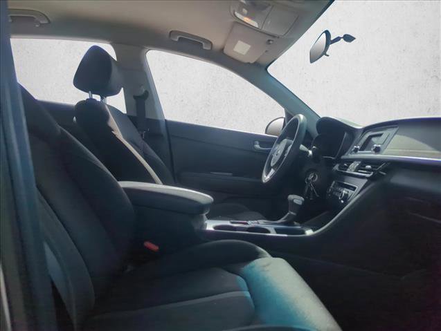 Used 2017 Kia Optima LX image 22