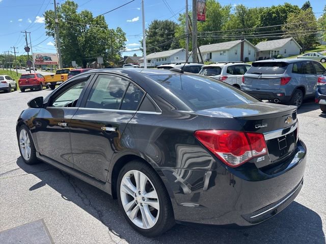 Used 2015 Chevrolet Cruze LTZ w/ Sun, Sound and Sport Package FWD image 4