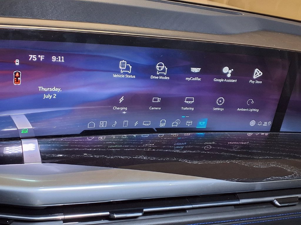 New 2026 Cadillac Escalade IQL Luxury AWD/4WD image 18