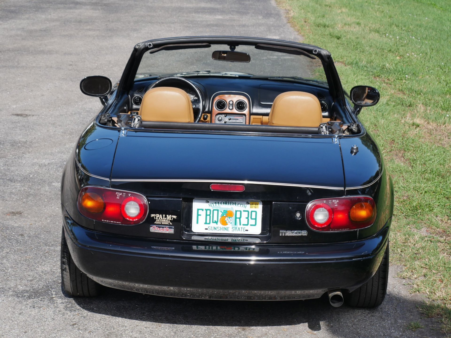 Used 1997 MAZDA MX-5 Miata RWD image 21