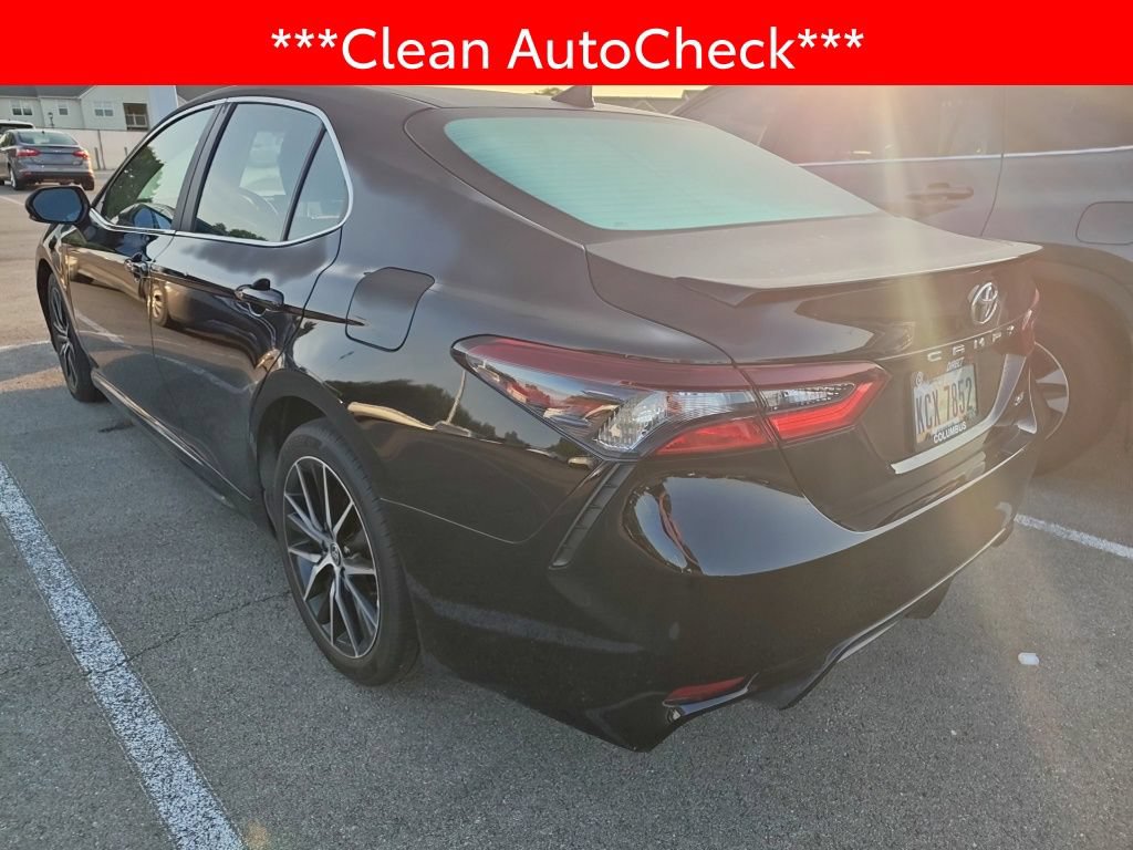 Used 2023 Toyota Camry SE w/ Convenience Package FWD image 4