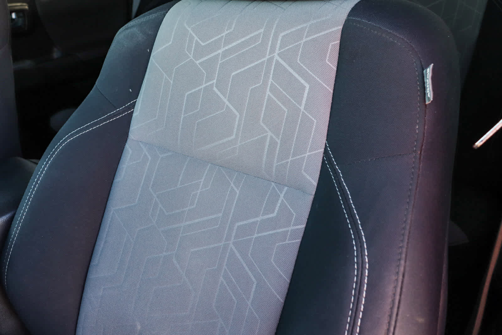 Used 2023 Toyota Tacoma TRD Off-Road image 33