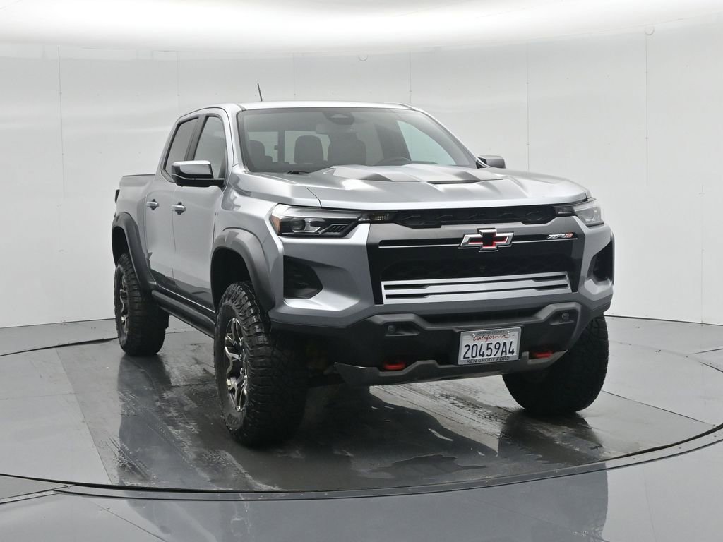 Used 2024 Chevrolet Colorado ZR2 w/ Technology Package image 58