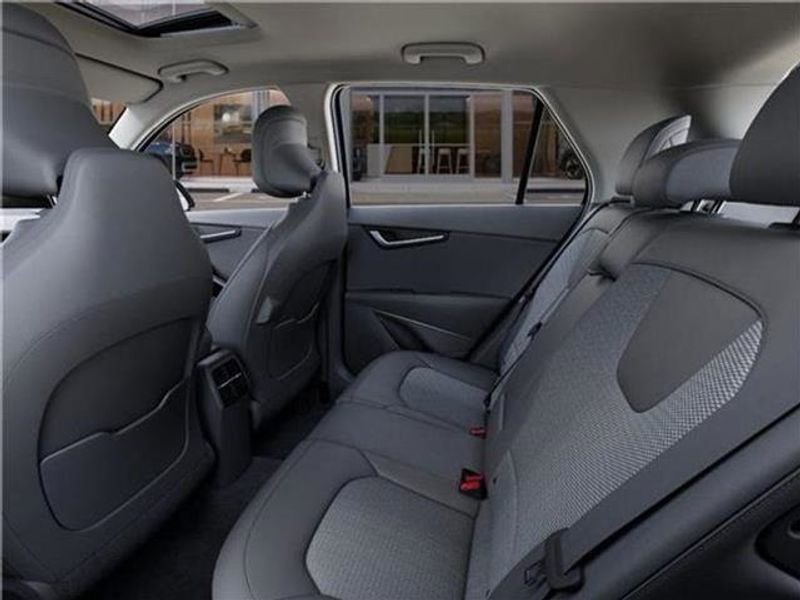 New 2025 Kia Niro EX Touring image 45