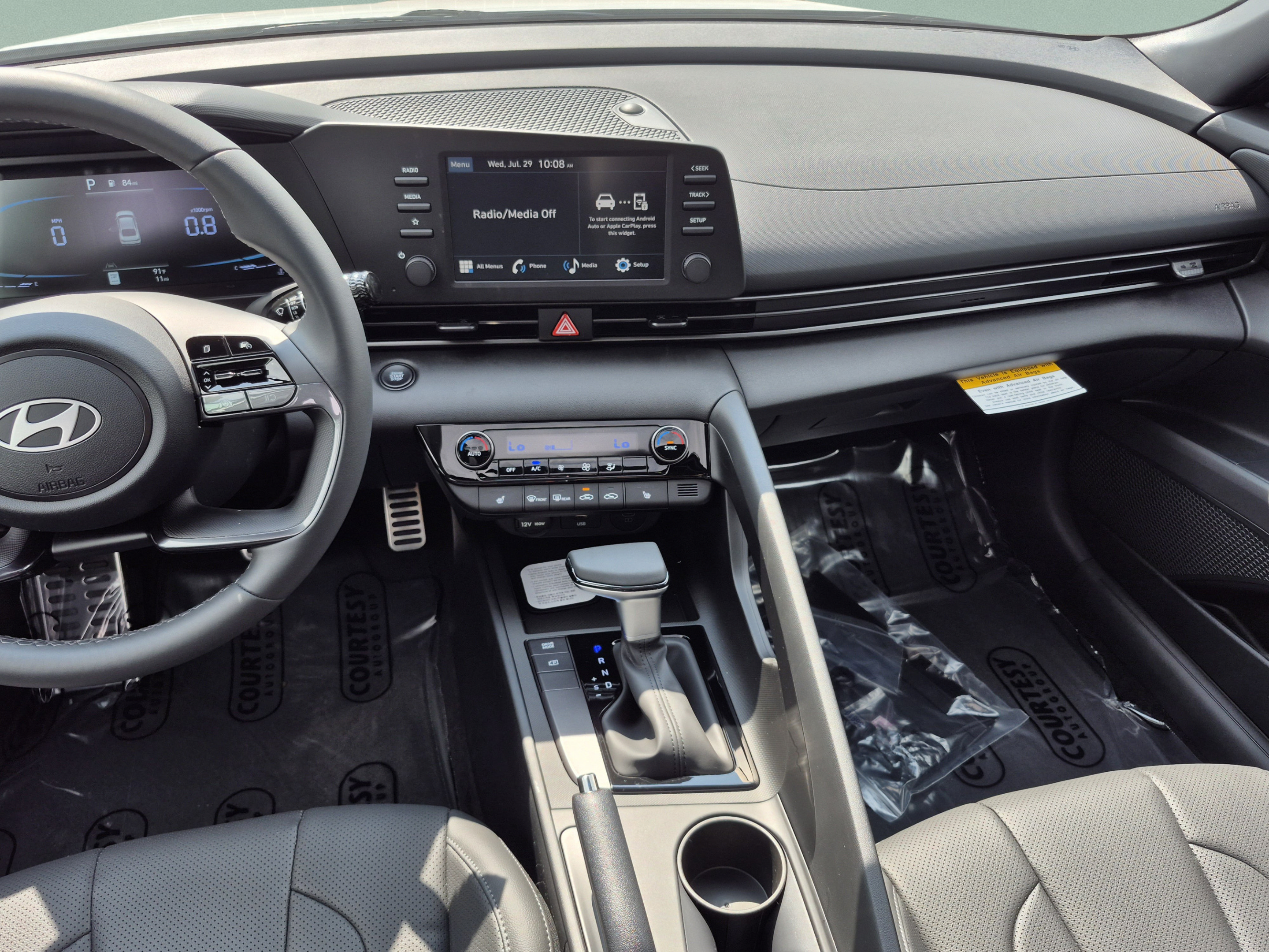 New 2026 Hyundai Elantra SEL Sport FWD image 13
