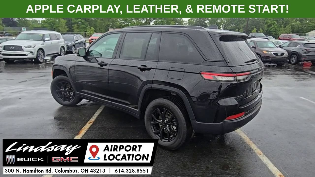 Used 2025 Jeep Grand Cherokee Altitude AWD/4WD image 6