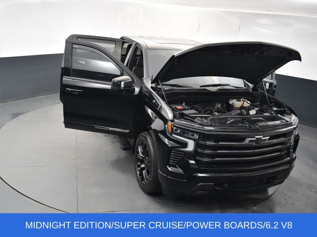 Used 2025 Chevrolet Silverado 1500 High Country w/ Midnight Edition image 17
