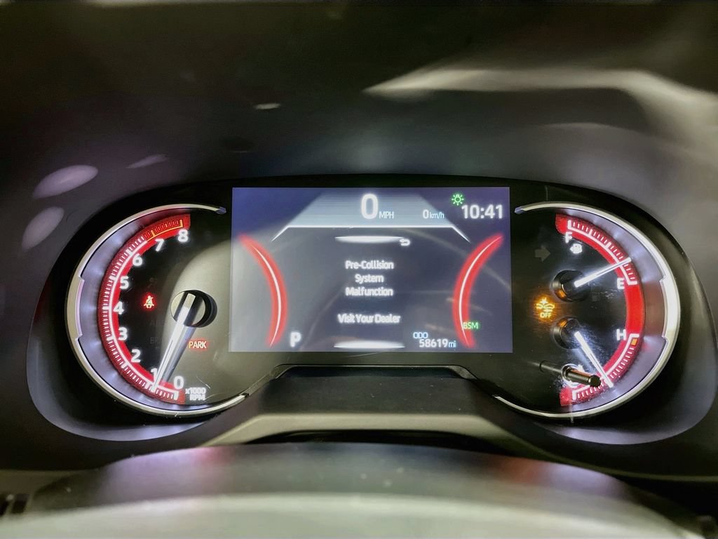 Used 2024 Toyota RAV4 XLE FWD image 15